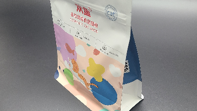 大家都知道自立包装袋和八边封包装袋两者的区别吗？